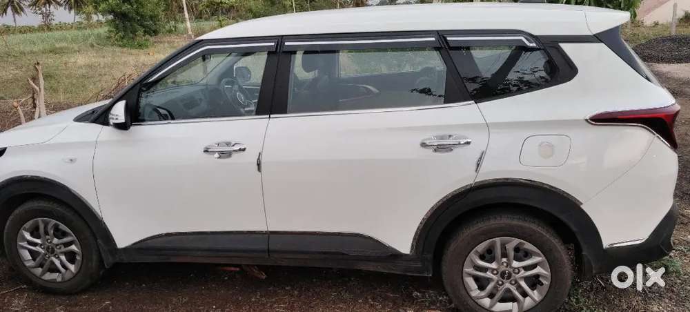 Kia Carens 2024 Petrol 15500 Km Driven