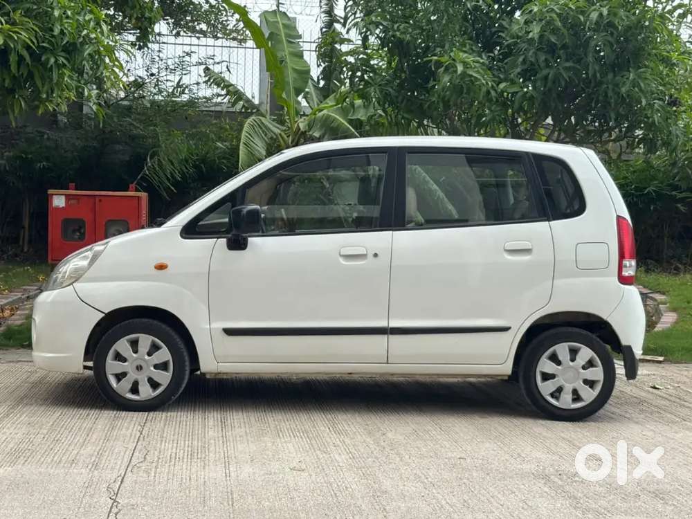 Maruti Suzuki Estilo 2013 Petrol Well Maintained