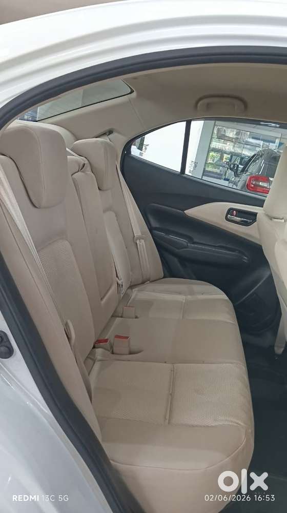 Maruti Suzuki Swift Dzire Vxi At Optional, 2025, Petrol