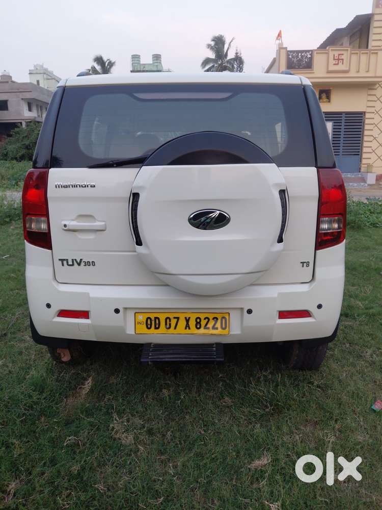 Mahindra Tuv 300 T8, 2018, Diesel