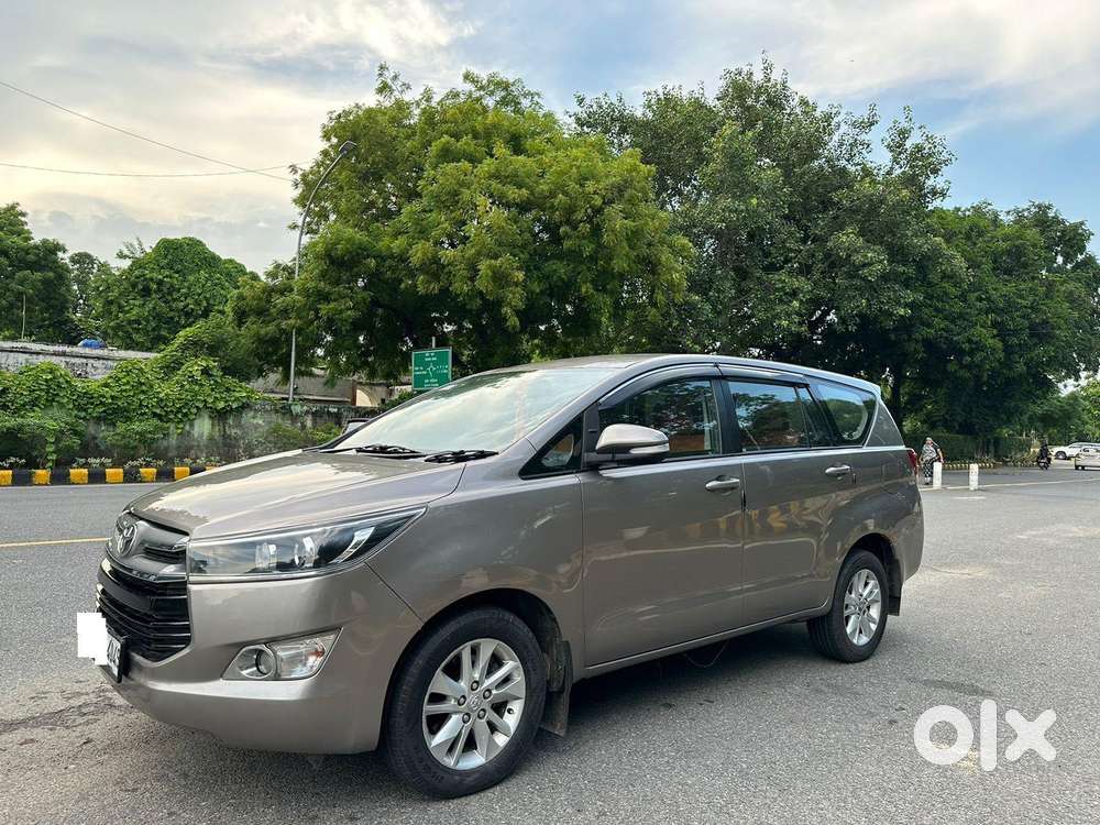 Toyota Innova Crysta