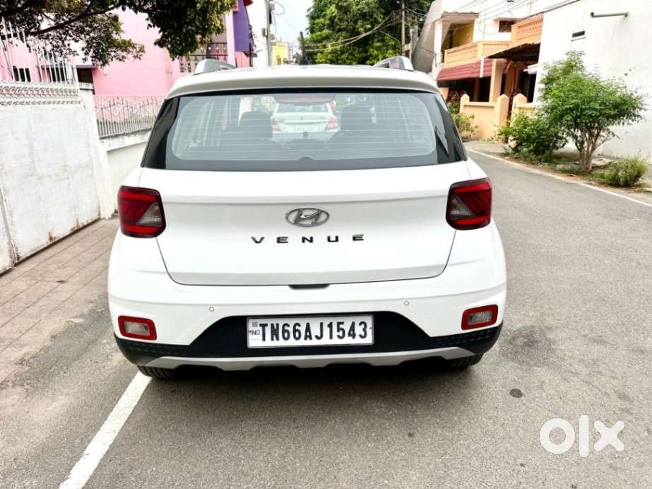 Hyundai Venue, 2021, Petrol