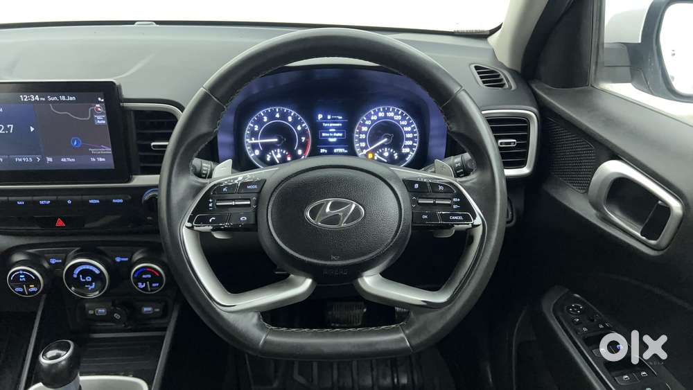 Hyundai Venue Sx Plus Turbo Dct, 2022, Petrol