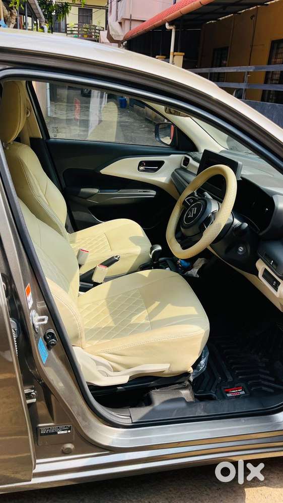 Maruti Suzuki Swift Dzire Vxi Optional, 2025, Petrol