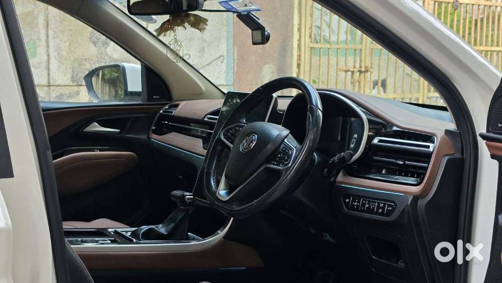 Mg Hector Plus Savvy Pro 1.5 Turbo Petrol Cvt 6 Str, 2023, Petrol