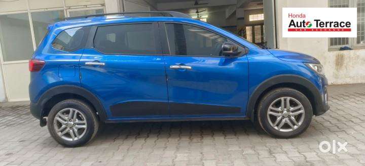 Renault Triber 1.0 Rxz Amt Dual Tone, 2023, Petrol