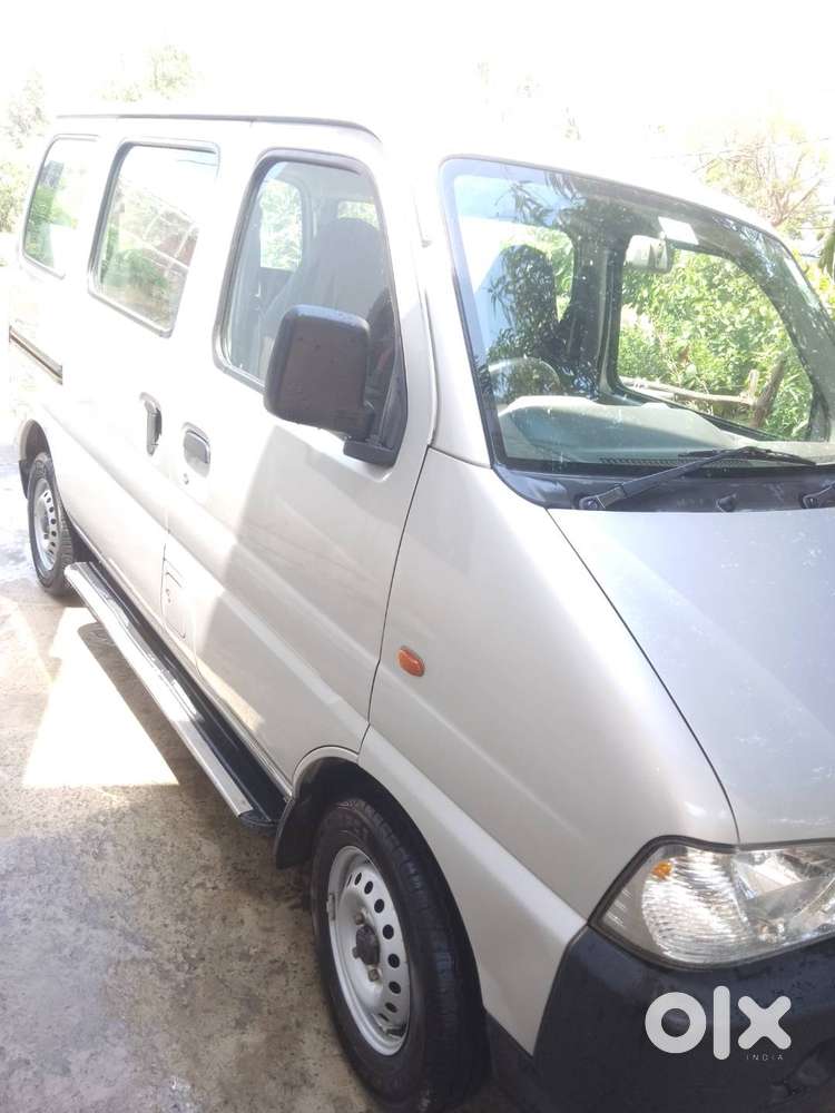 Good Condition Car (company Music Player System With All Accessories)