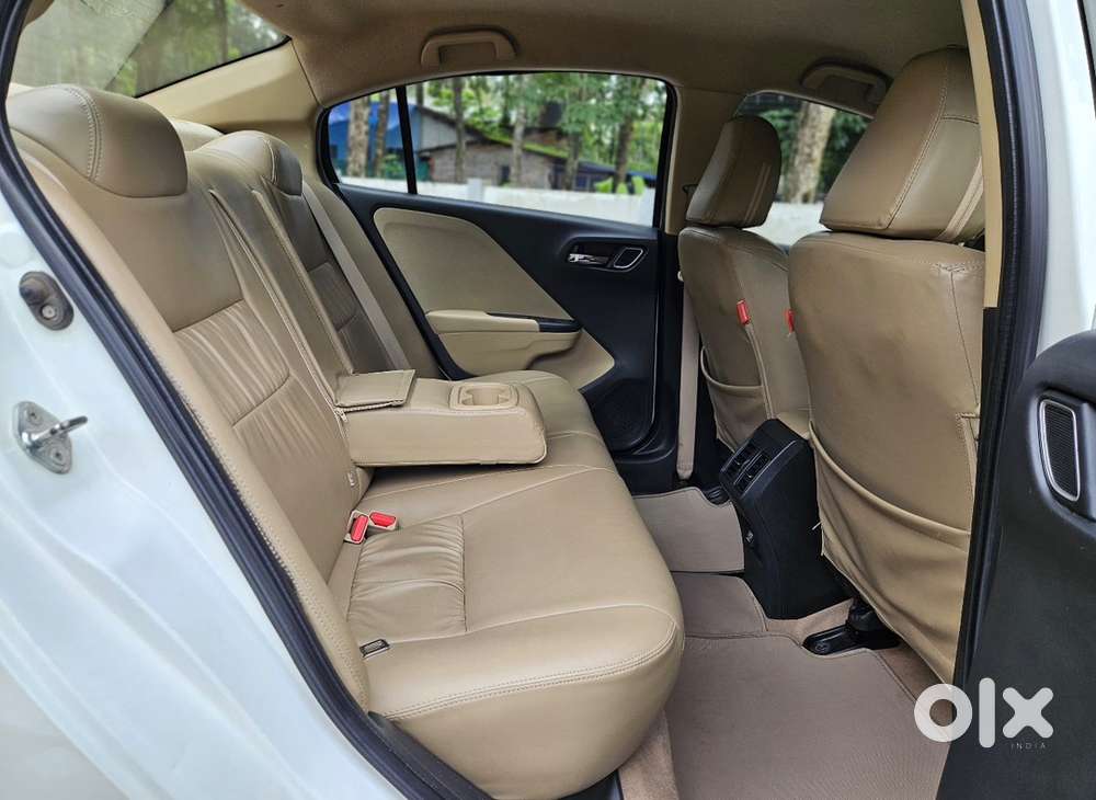 Honda City V Automatic