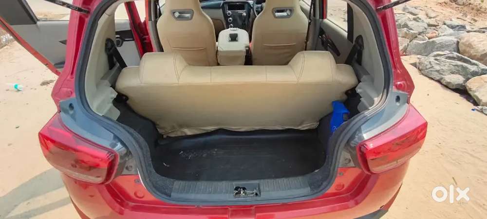 Mahindra Kuv 100 2017 Petrol 46757 Km Driven