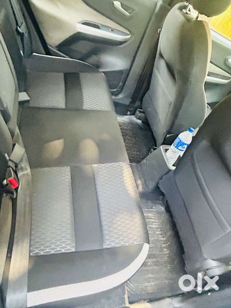 Nissan Magnite 1.0 Xv Turbo Cvt, 2022, Petrol