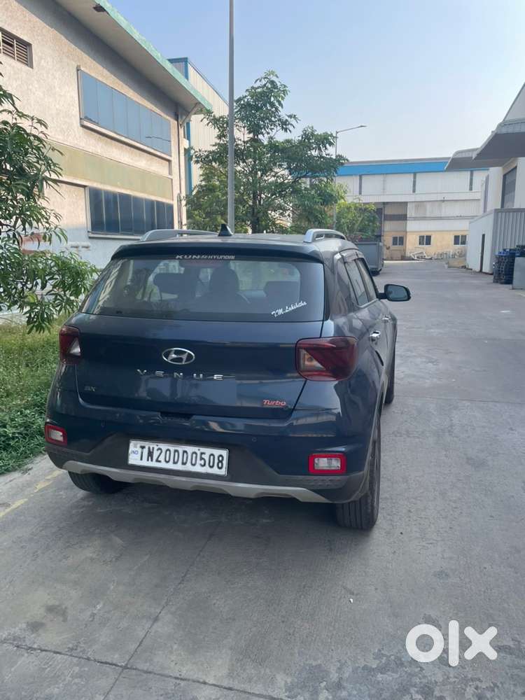 Hyundai Venue Petrol 2022