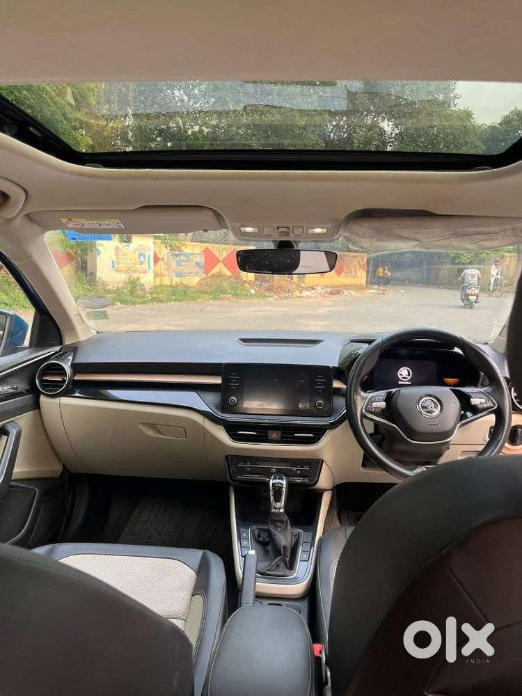 Skoda Slavia 1.0 Tsi Style At, 2022, Petrol