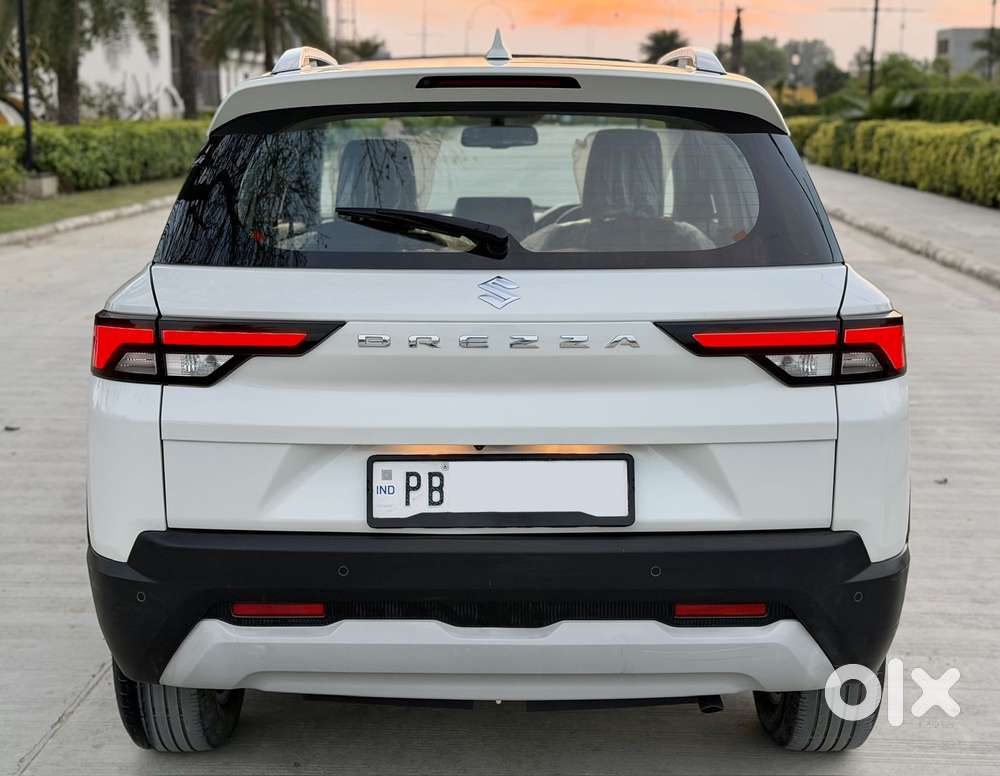 Maruti Suzuki Brezza 1.5 Zxi Plus Smart Hybrid, 2023, Petrol