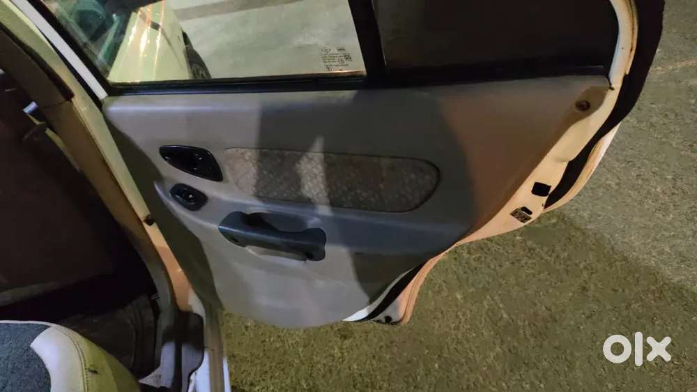 Hyundai Accent Gl Petrol 2011