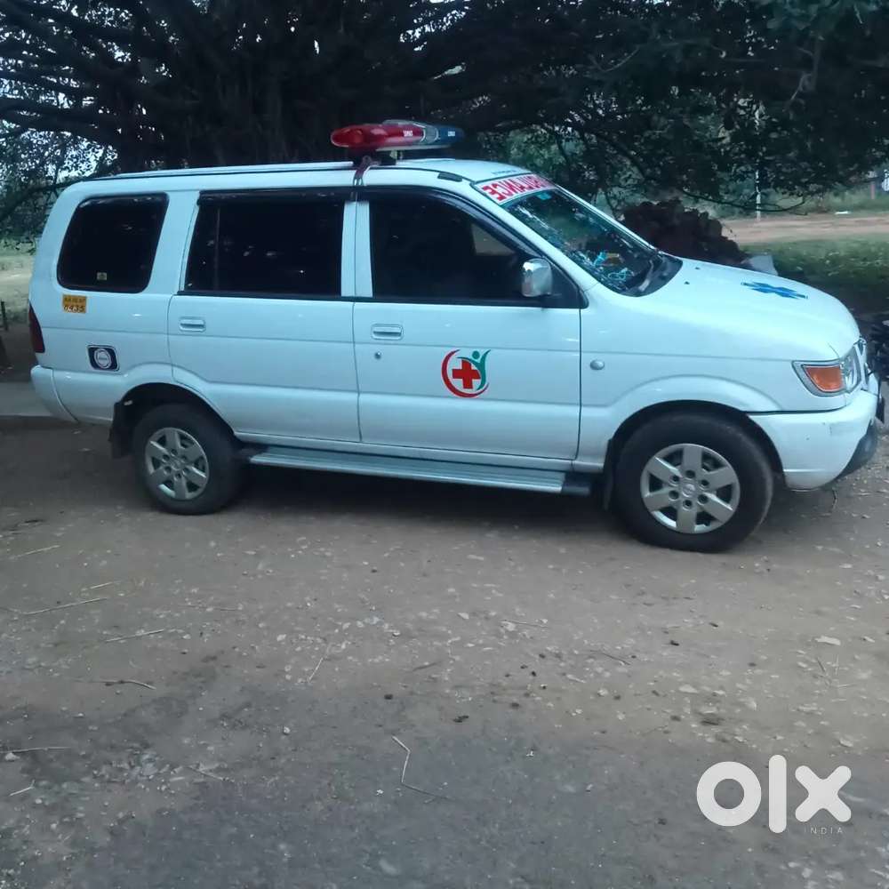 Chevrolet Tavera Neo 2016 Diesel 300000 Km Driven