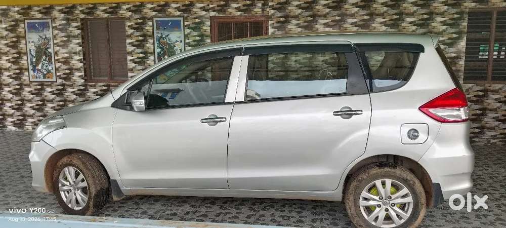 Maruti Suzuki Ertiga Vxi 2017