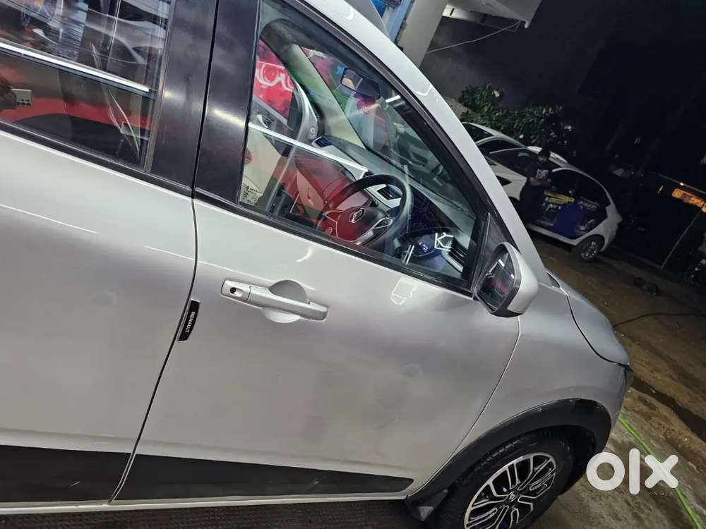 Renault Triber 1.0 Rxz 2020 Model