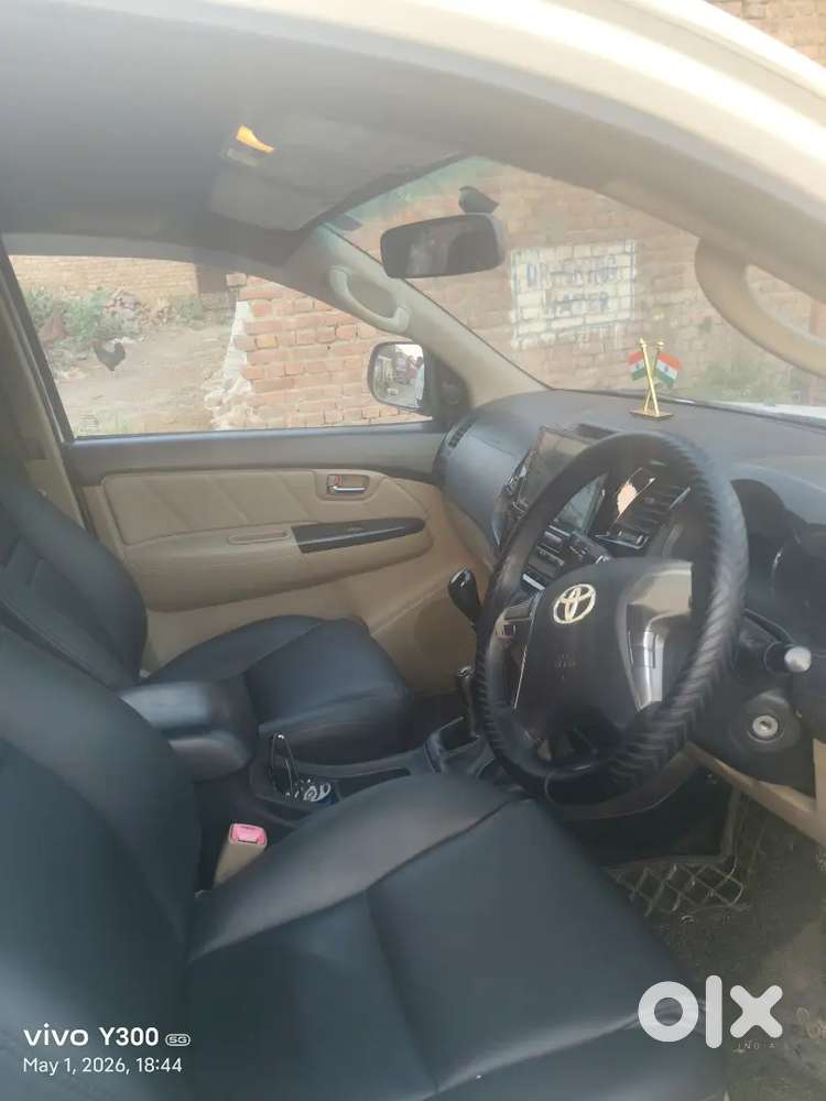 Toyota Fortuner 2014 Diesel 150000 Km Driven