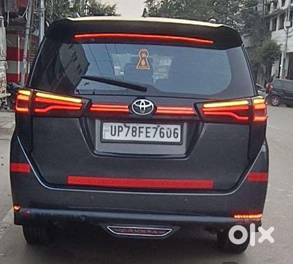 Toyota Innova Crysta 2.4 V 8 Str, 2018, Diesel