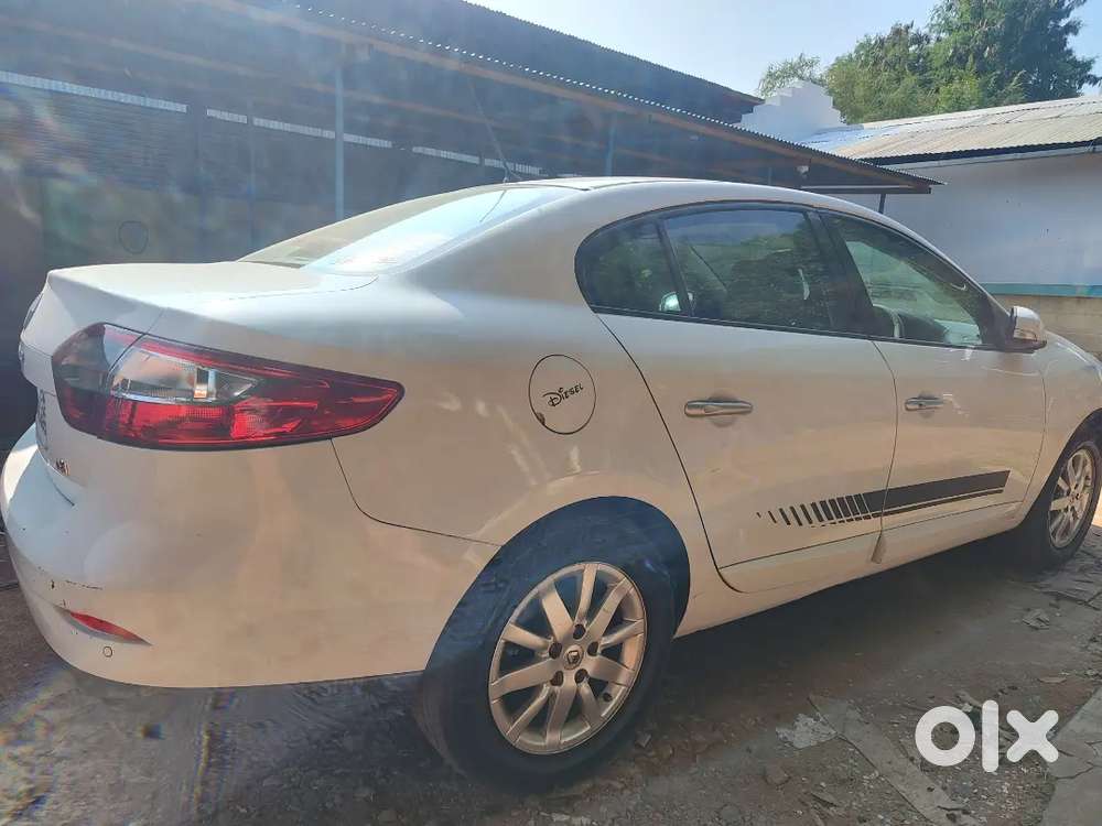 Renault Fluence 2025 Diesel 98000 Km Driven Full Option Cruze Controll