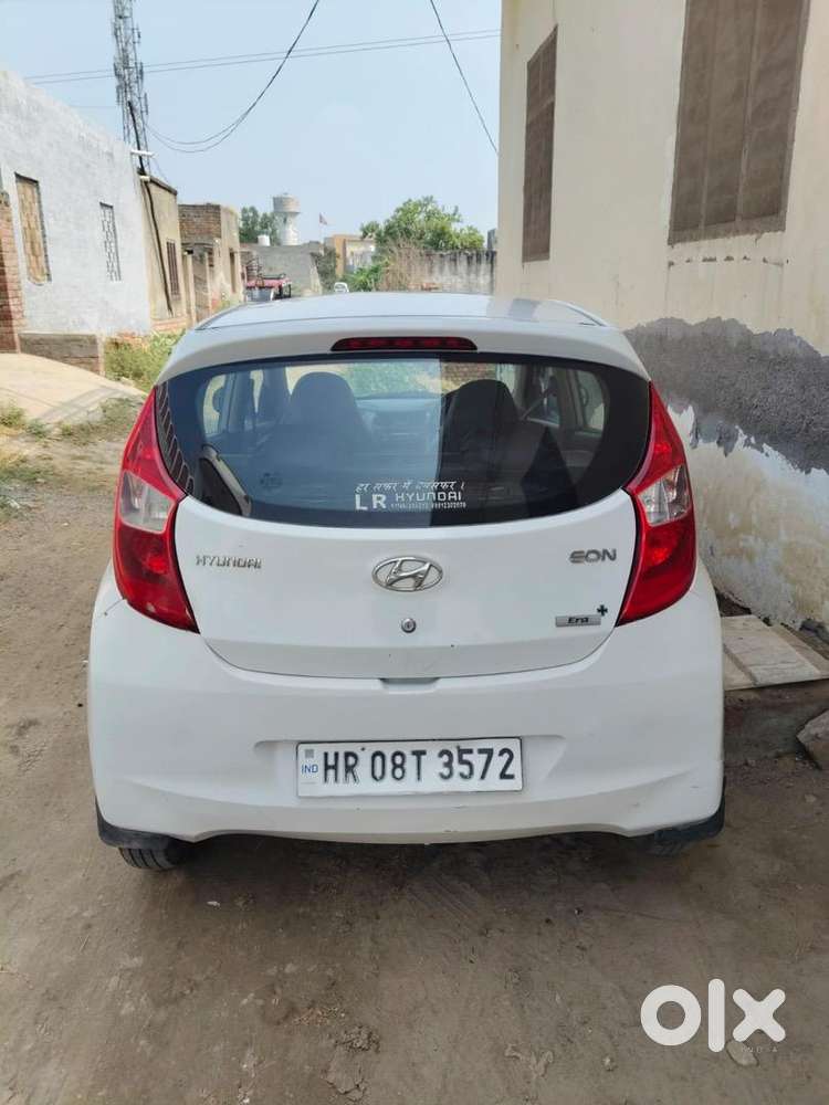Hyundai Eon 2015 Petrol Well Maintained
