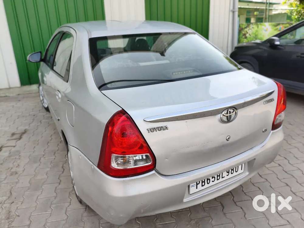 Toyota Etios 1.5 G 2011
