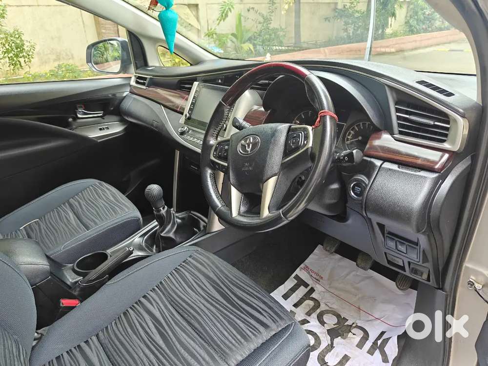 Toyota Innova Crysta 2.4 V 8 2021(doctor Owned)