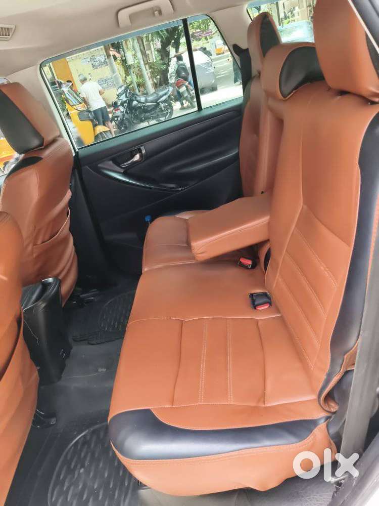 Toyota Innova Crysta 2.4 G Mt 8s, 2020, Diesel