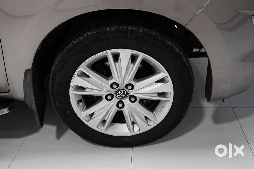 Toyota Innova Crysta 2.8 Zx At, 2017, Diesel