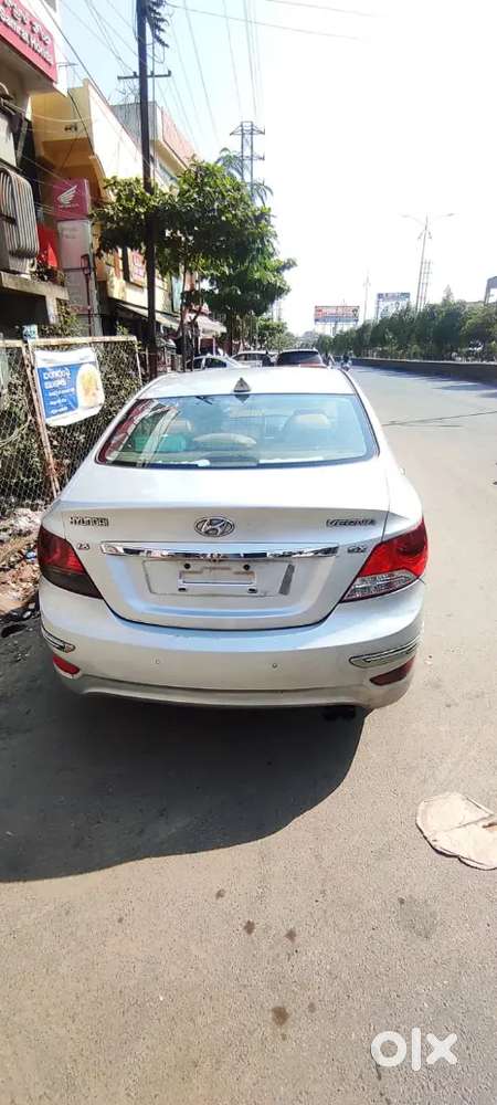Hyundai Verna 2011 Diesel 135000 Km Driven