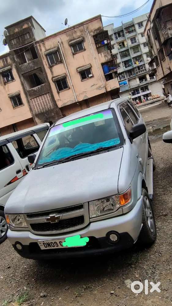Chevrolet Tavera Neo 2012