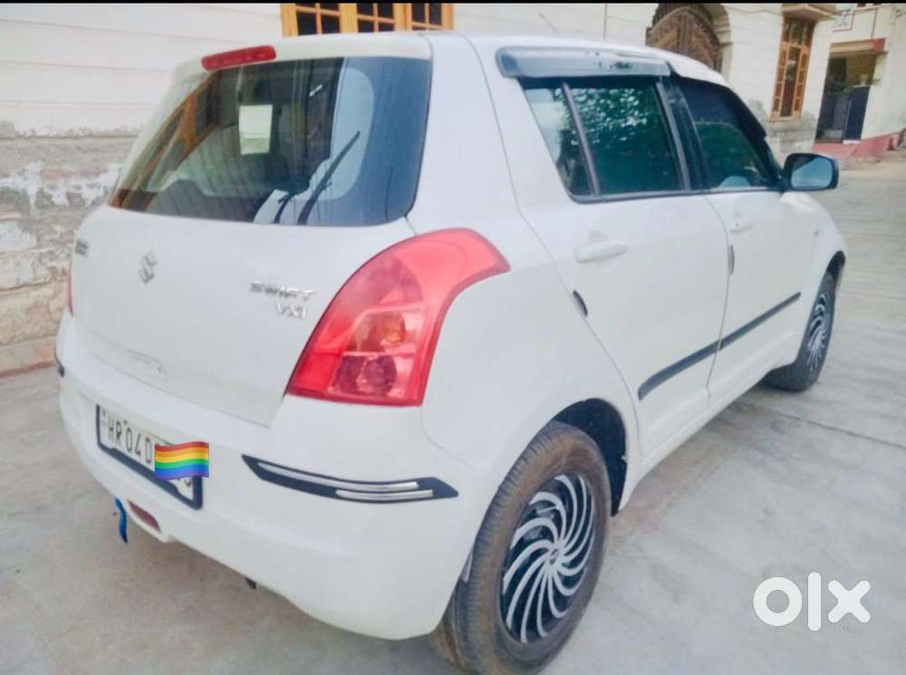 Maruti Suzuki Swift Vxi Glory Limited Edition, 2011, Petrol