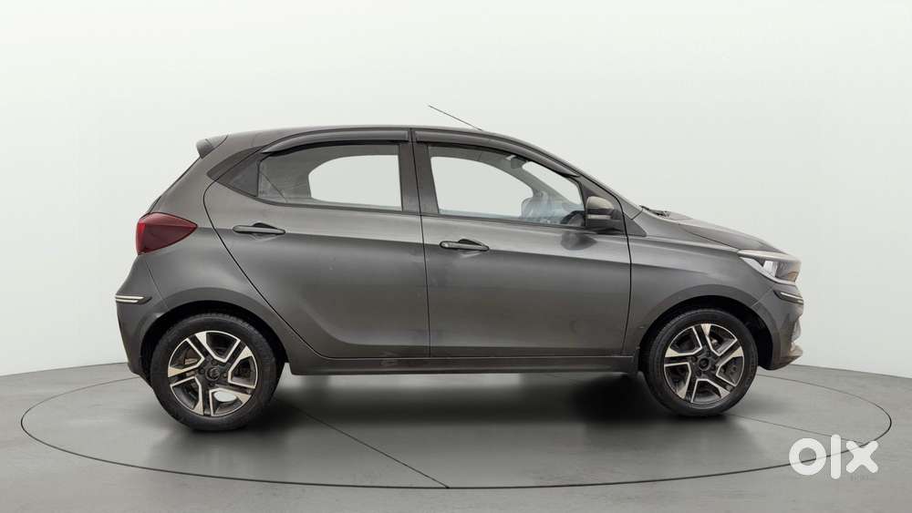 Tata Tiago Xza Plus, 2020, Petrol