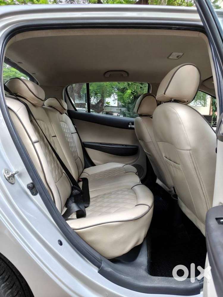 Hyundai I20 Asta Option, 2014