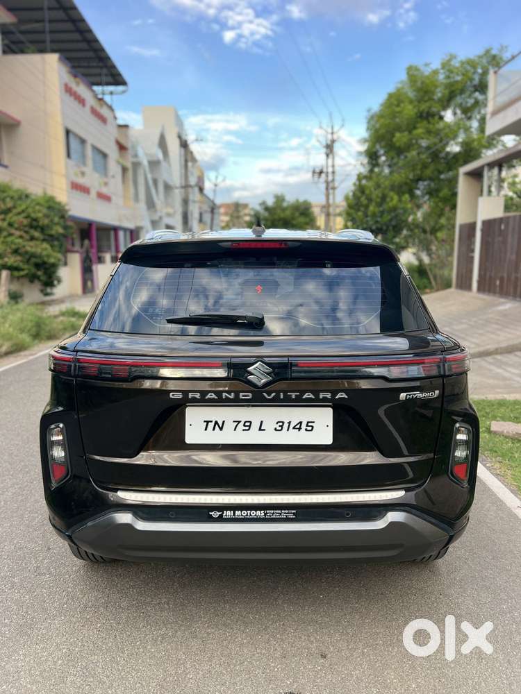Maruti Suzuki Grand Vitara 1.5 Alpha Plus Intelligent Hybrid Ecvt, 2..