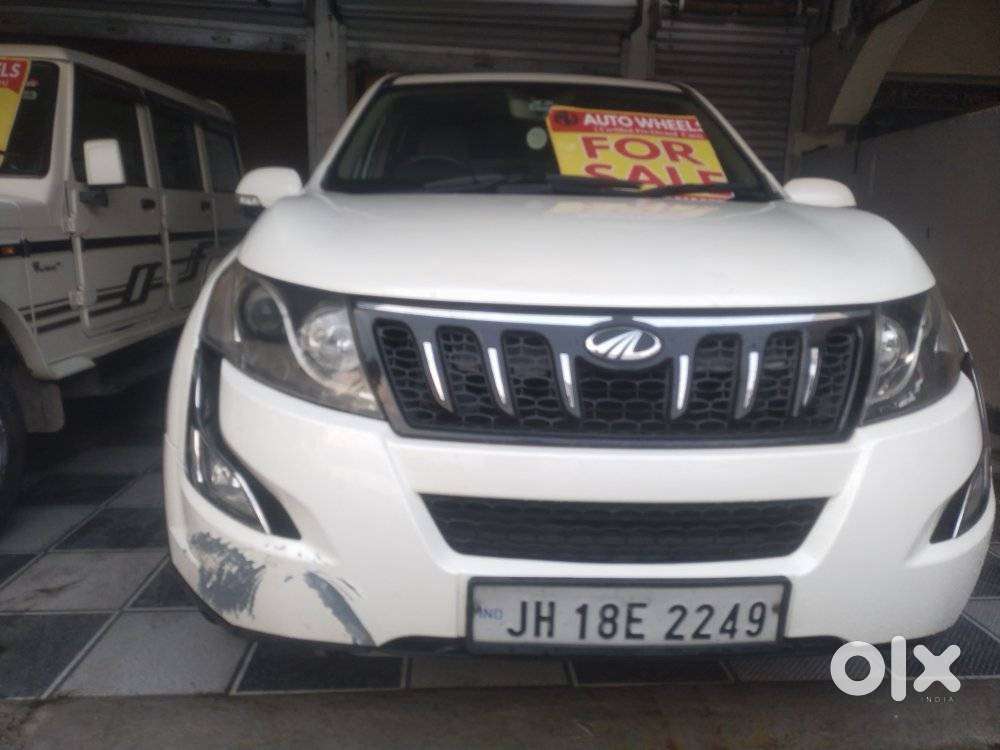 Mahindra Xuv500 2.2 W10 Sportz Edition Mt, 2016