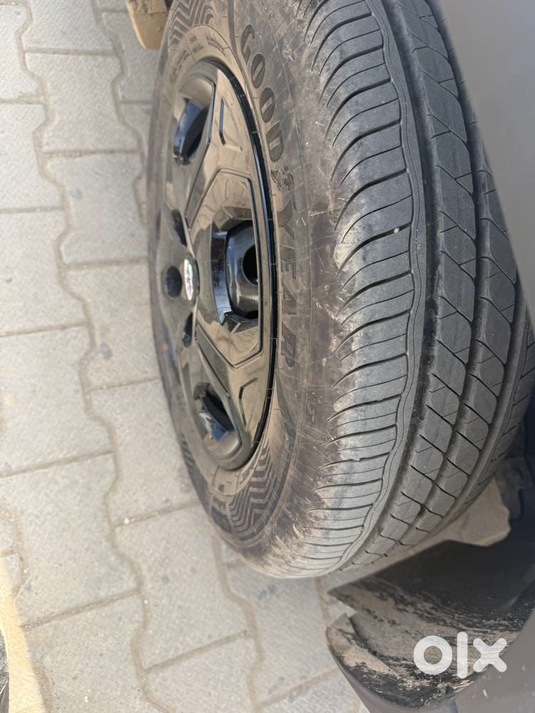 Tata Punch 2024 Petrol Well Maintained