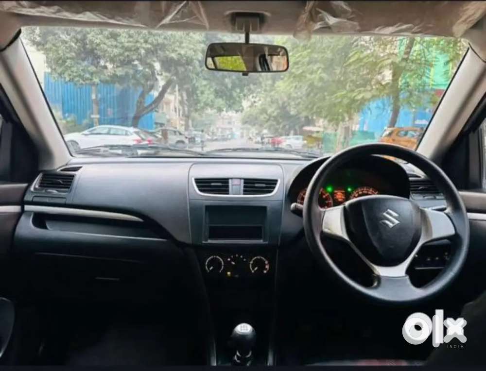 Maruti Suzuki Swift 2012 Drives Smoothly