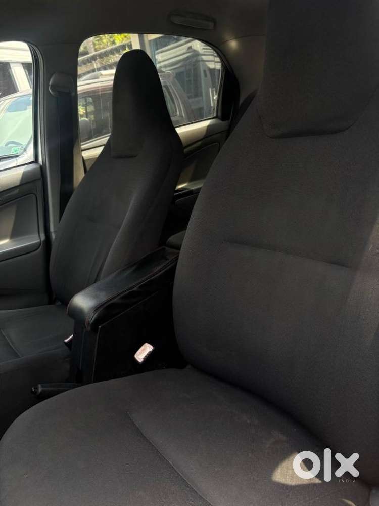 Toyota Etios 2010-2012 G, 2011, Petrol