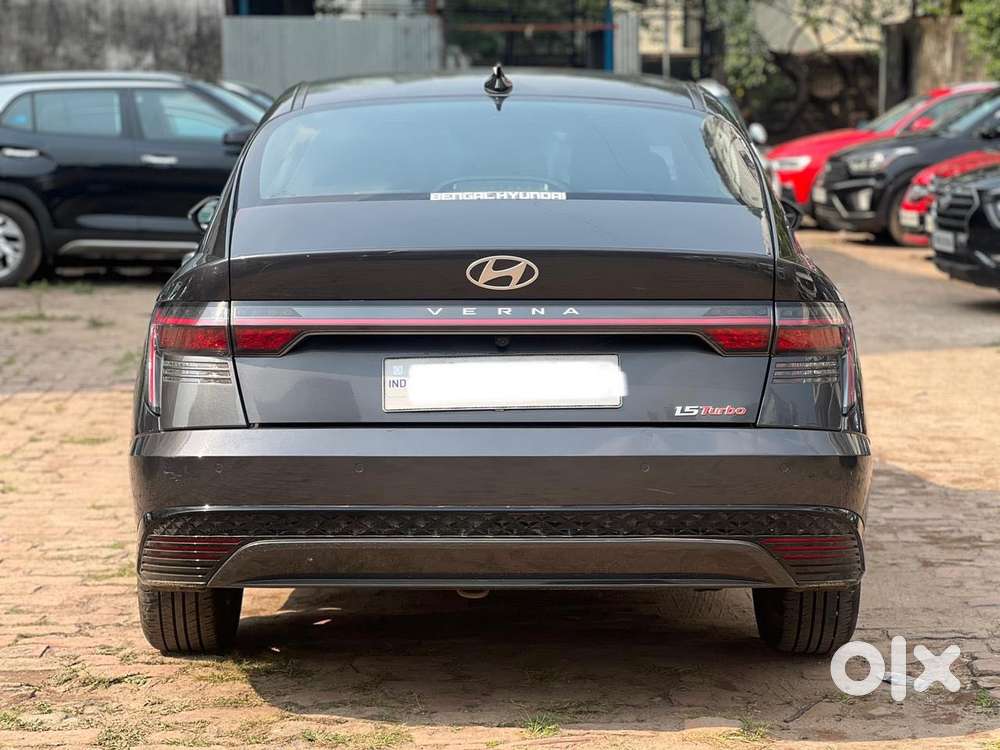Hyundai Verna 1.5 Sx (o) Turbo Petrol Dct, 2023, Petrol