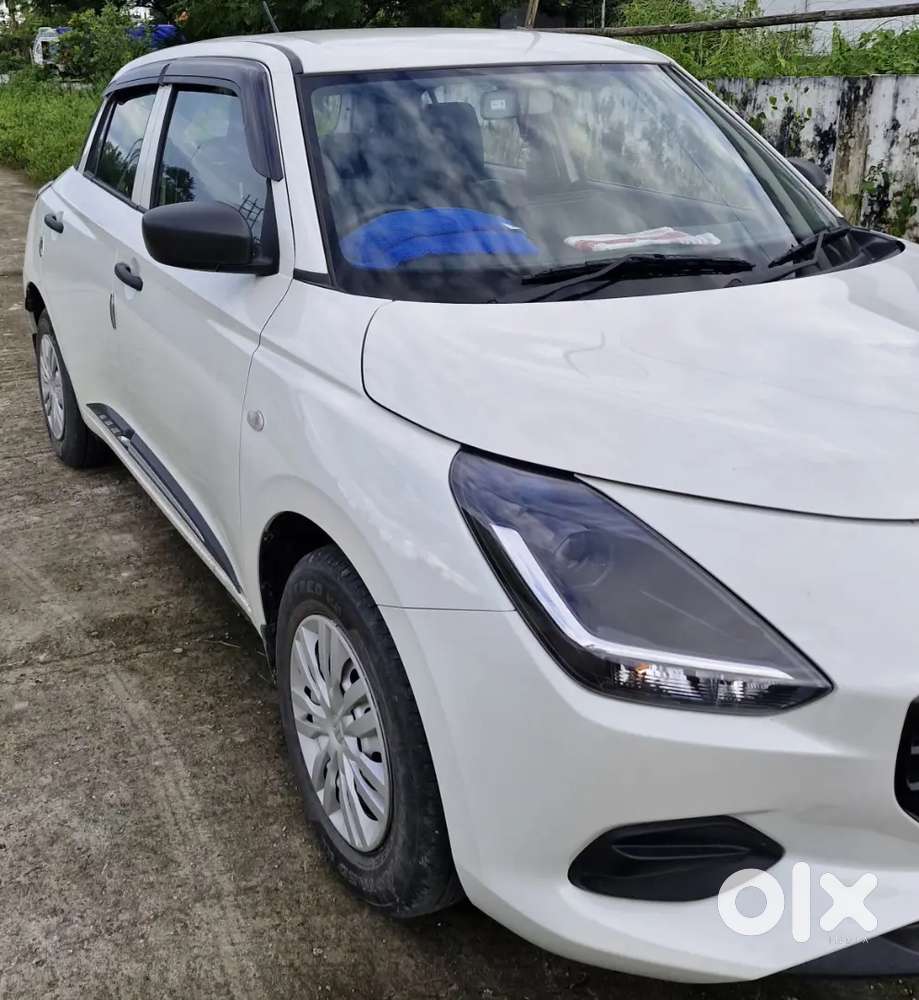 Maruti Suzuki Swift Lxi 2025
