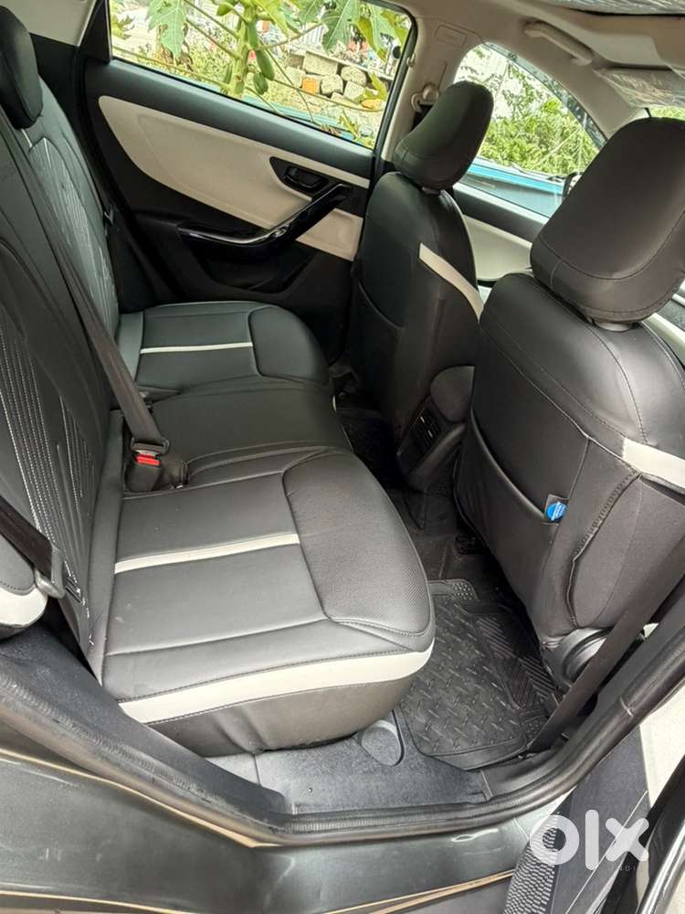 Tata Nexon Petrol Manual 2026