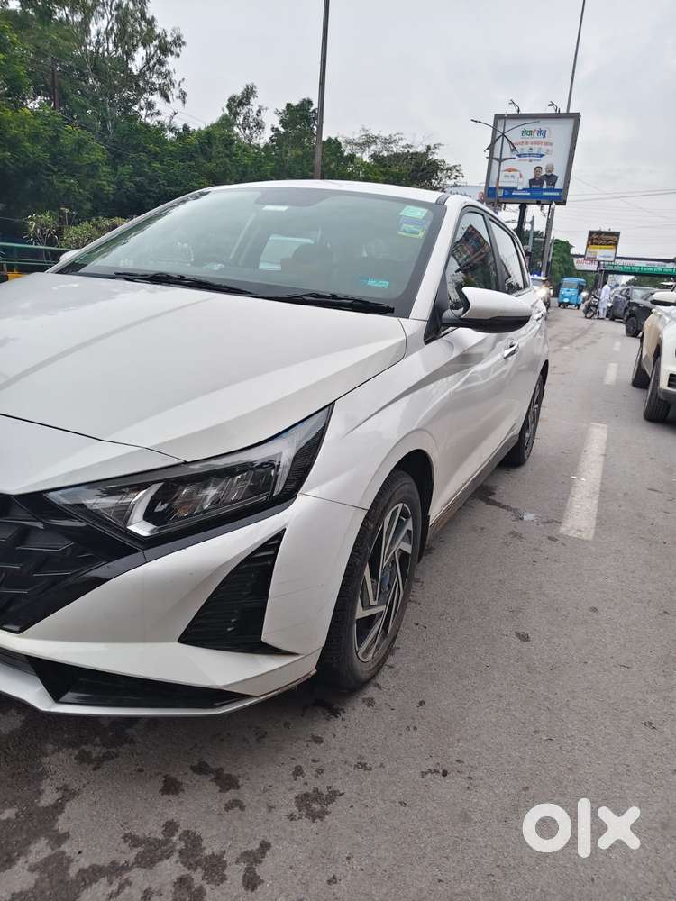 Hyundai New I20 1.2 Asta Mt, 2023, Petrol