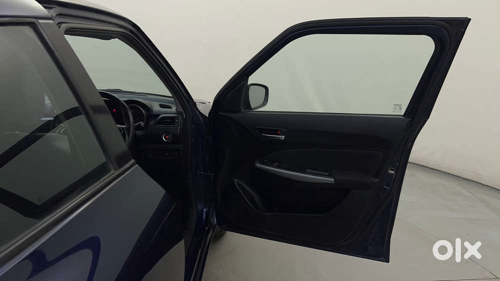Maruti Suzuki Swift Amt Zxi, 2018, Petrol