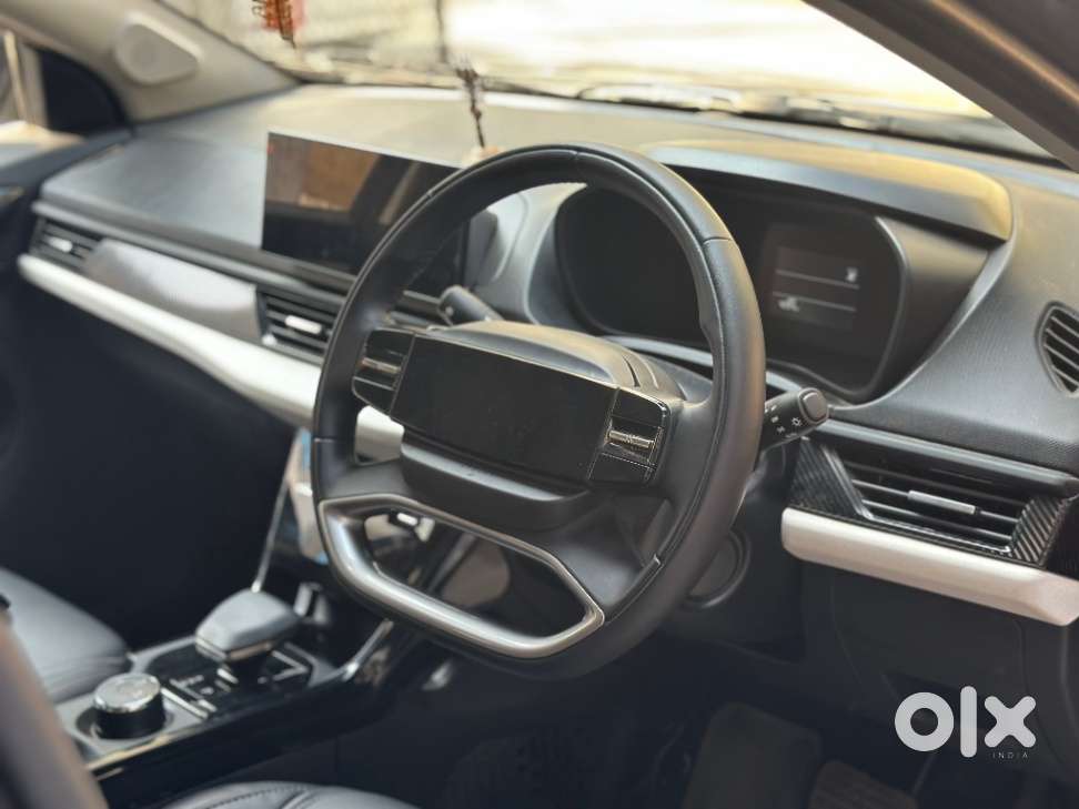 Tata Curvv Creative Plus S 1.2 Revotron Petrol 7dca, 2025, Petrol