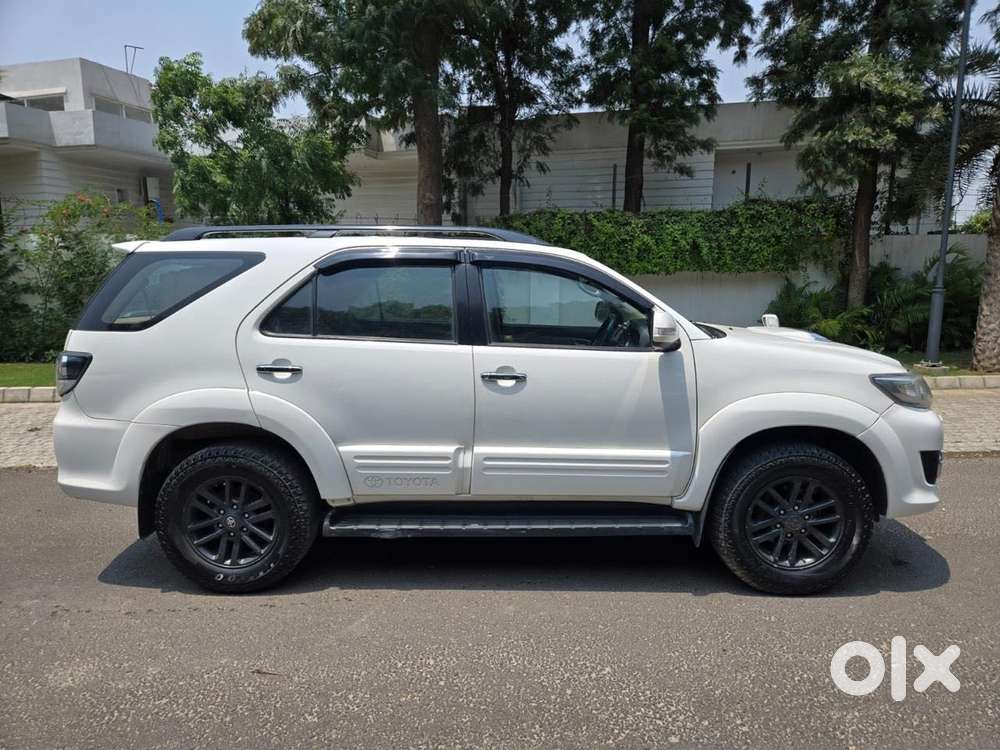 Toyota Fortuner 4x2 Mt 2.8 Diesel, 2015, Diesel