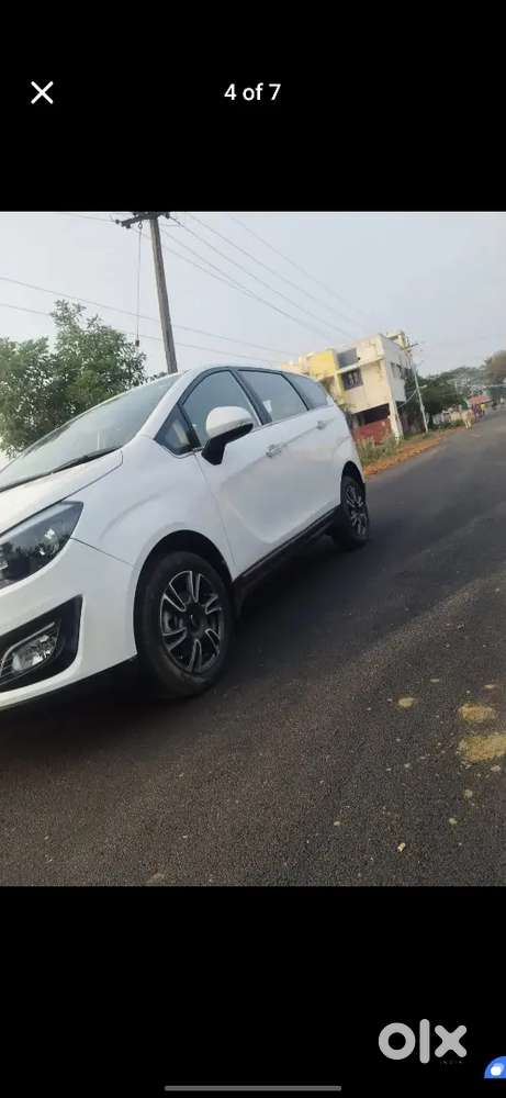 Mahindra Marazzo M6 Plus 2025