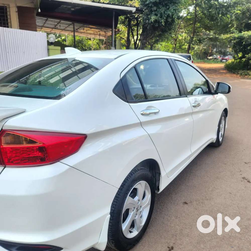 Honda City 1.5 Vx 2014 Top End Sunroof Button Start Full Condition