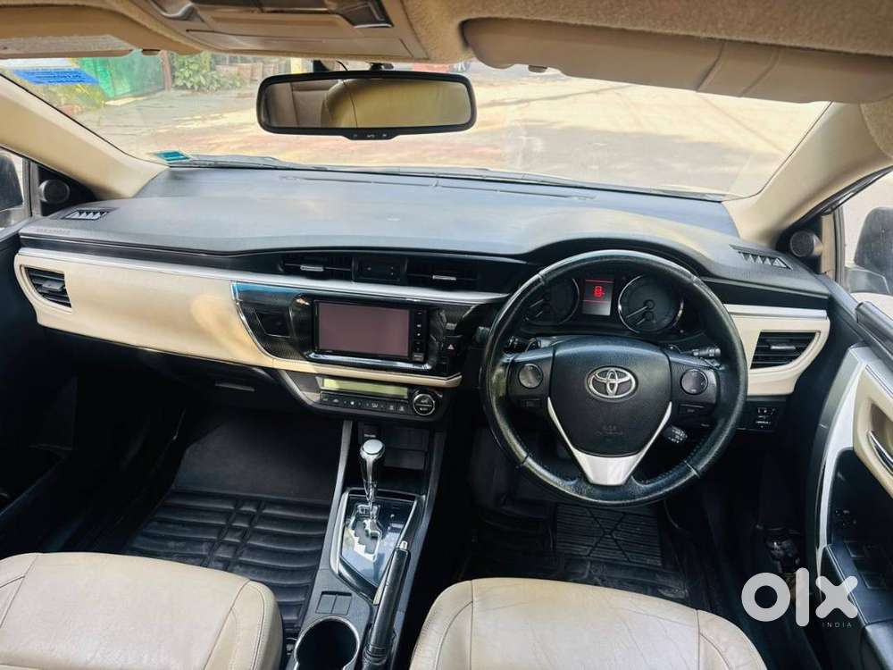 Toyota Corolla Altis 2014