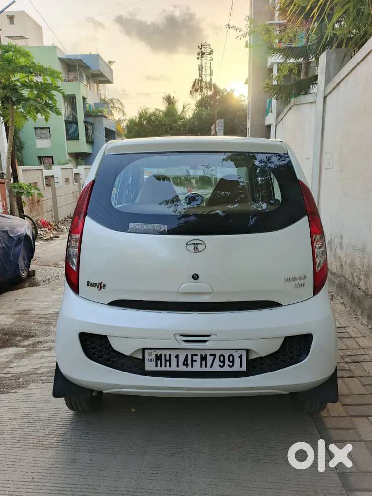 Pune Traffic King: Tata Nano Genx Xta (automatic)  Top Condition